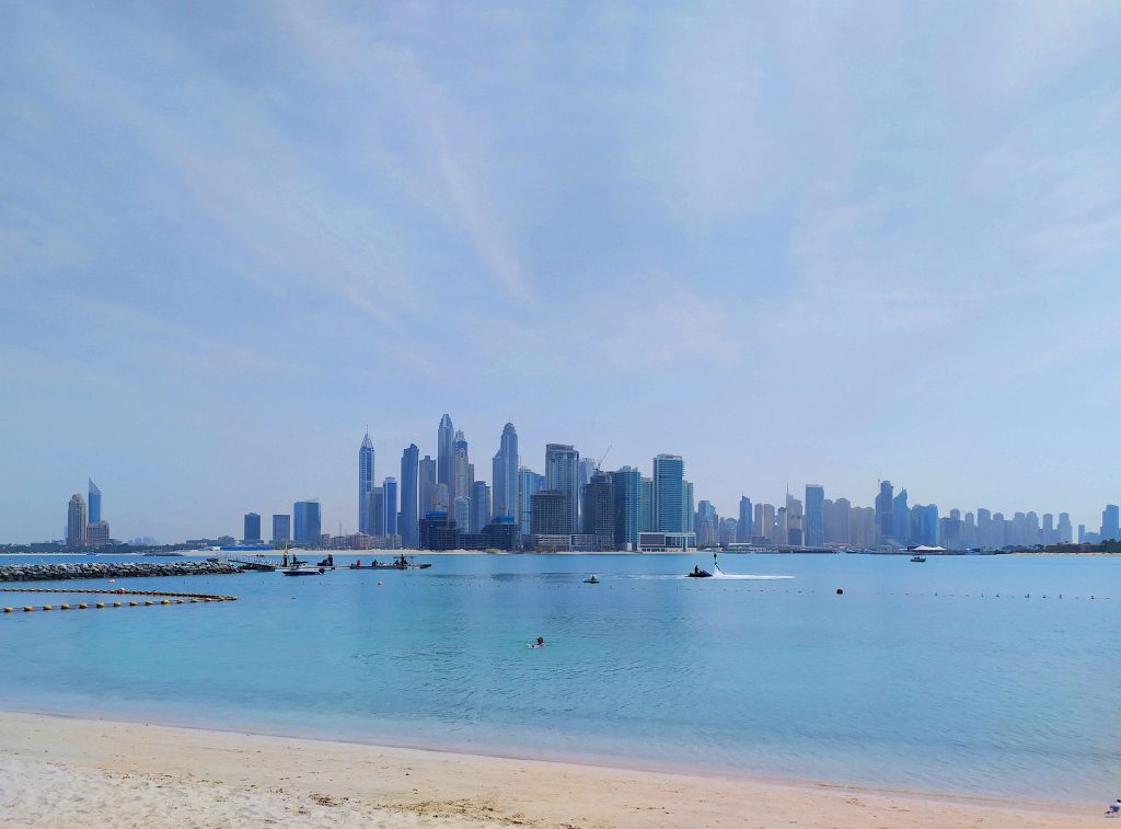 Las mejores playas de Dubái: dónde disfrutar del sol, el mar y las mejores vistas de la ciudad